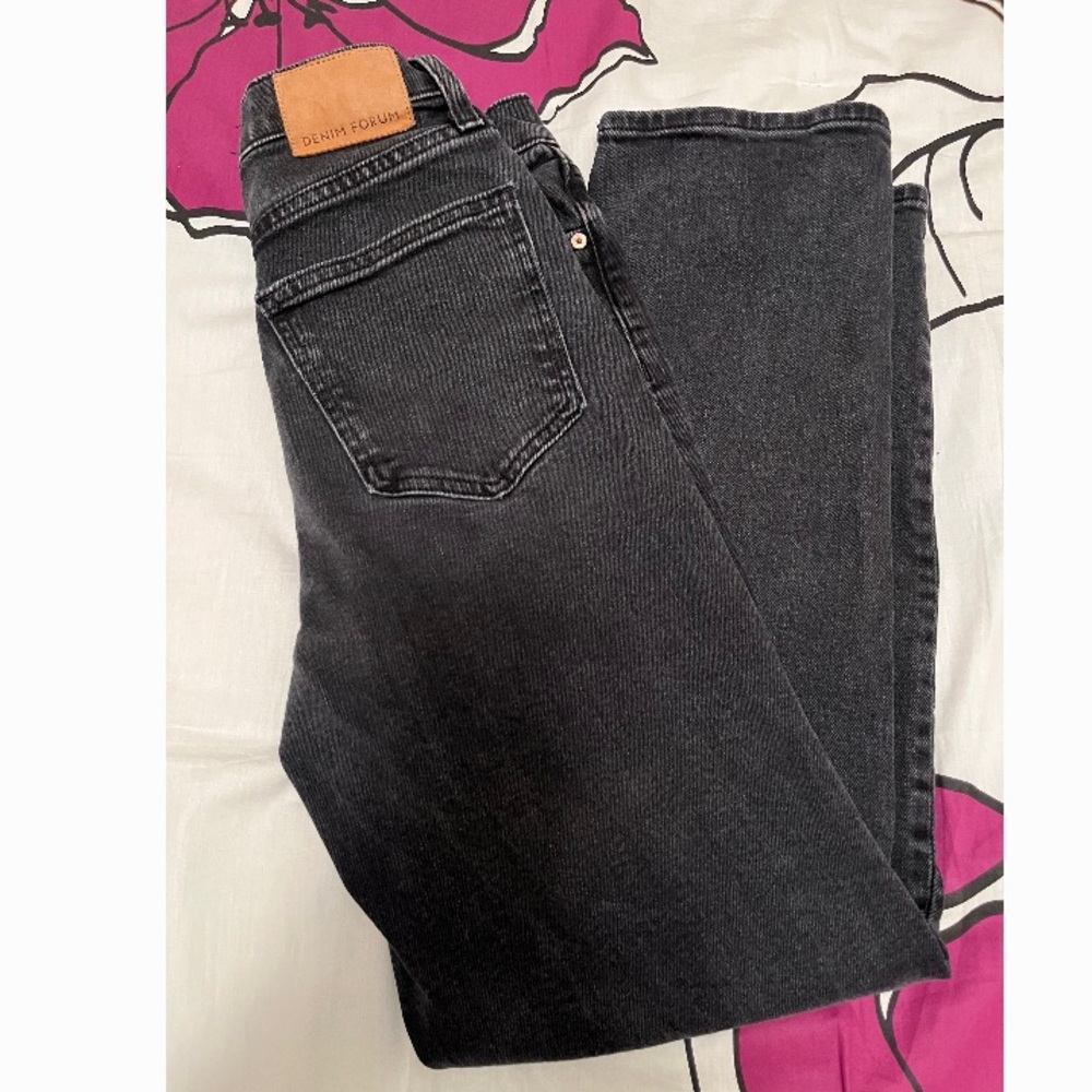 aritzia denim forum arlo hi-rise straight jeans in black